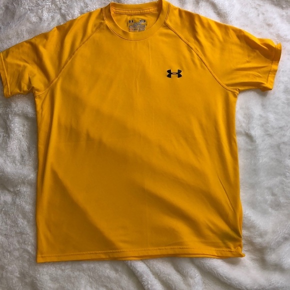 Yellow Under Armour Tee Size Medium - Picture 6 of 6